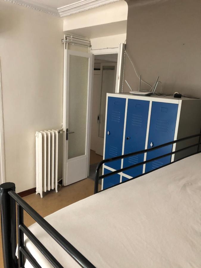 Хостел La Promenade House Ницца Экстерьер фото