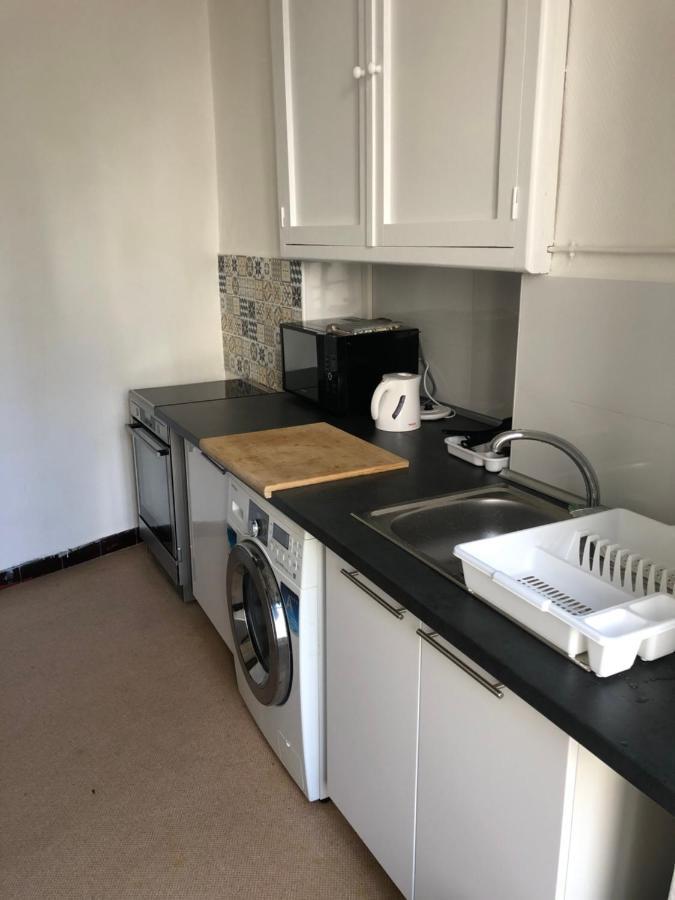Хостел La Promenade House Ницца Экстерьер фото